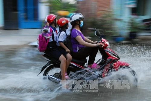 ជំនោរទឹកជន់នៅទីក្រុង ហូជីមិញ ឡើងដល់កម្រិតកំពូល ១,៧០ ម៉ែត្រ