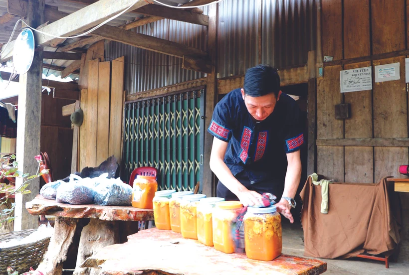 ចំណុចភ្លឺក្នុងកិច្ចការបង្ការ ប្រយុទ្ធប្រឆាំងនឹងគ្រឿងញៀននៅភូមិជនជាតិ ម៉ុង